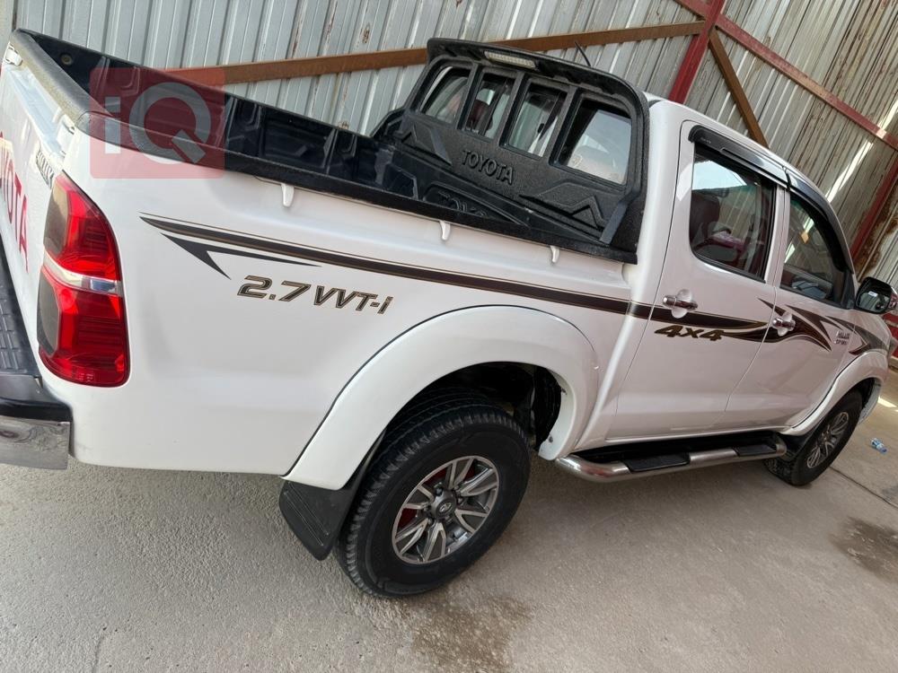 تويوتا هايلوكس